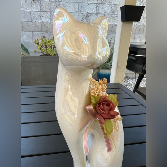 Vintage 1970s Iridescent Ceramic Cat - Picture 4 of 10